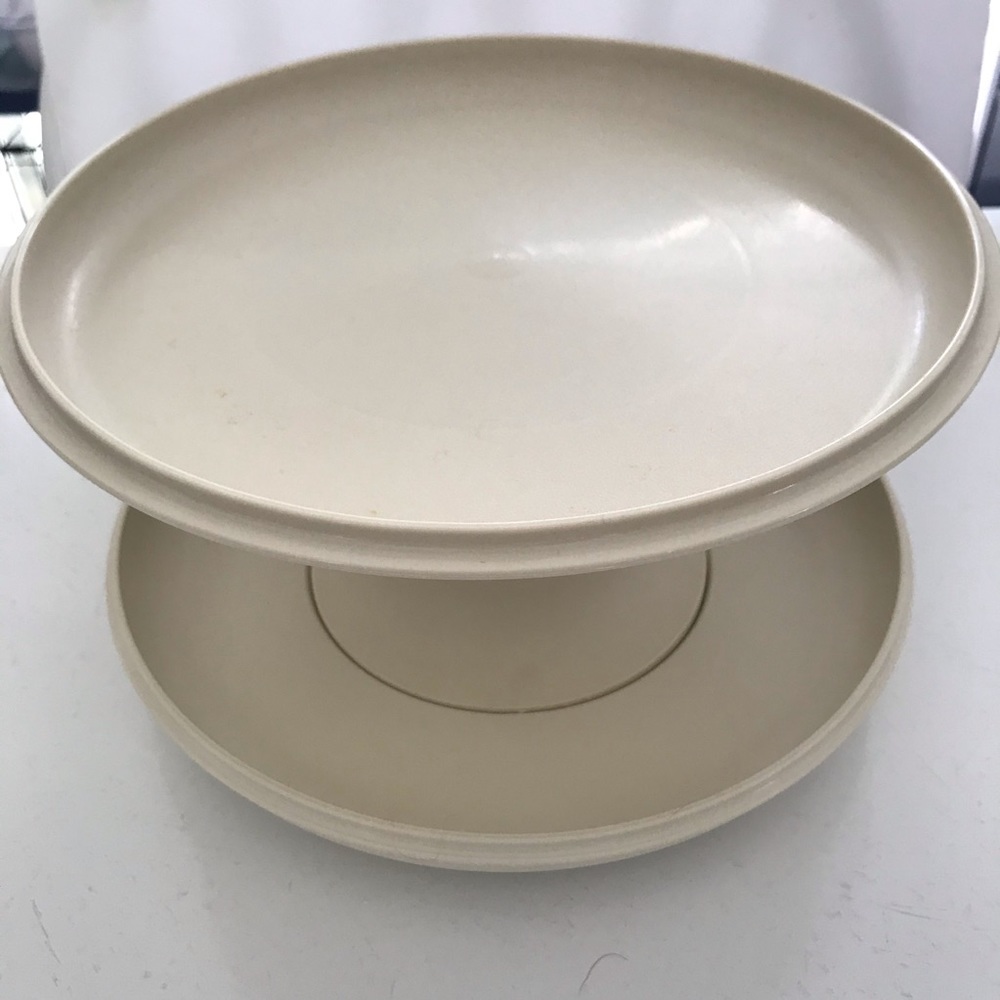 Tupperware Serve It All